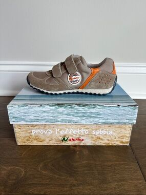 NEW Naturino Velcro Shoes, Size 31 (13 US).